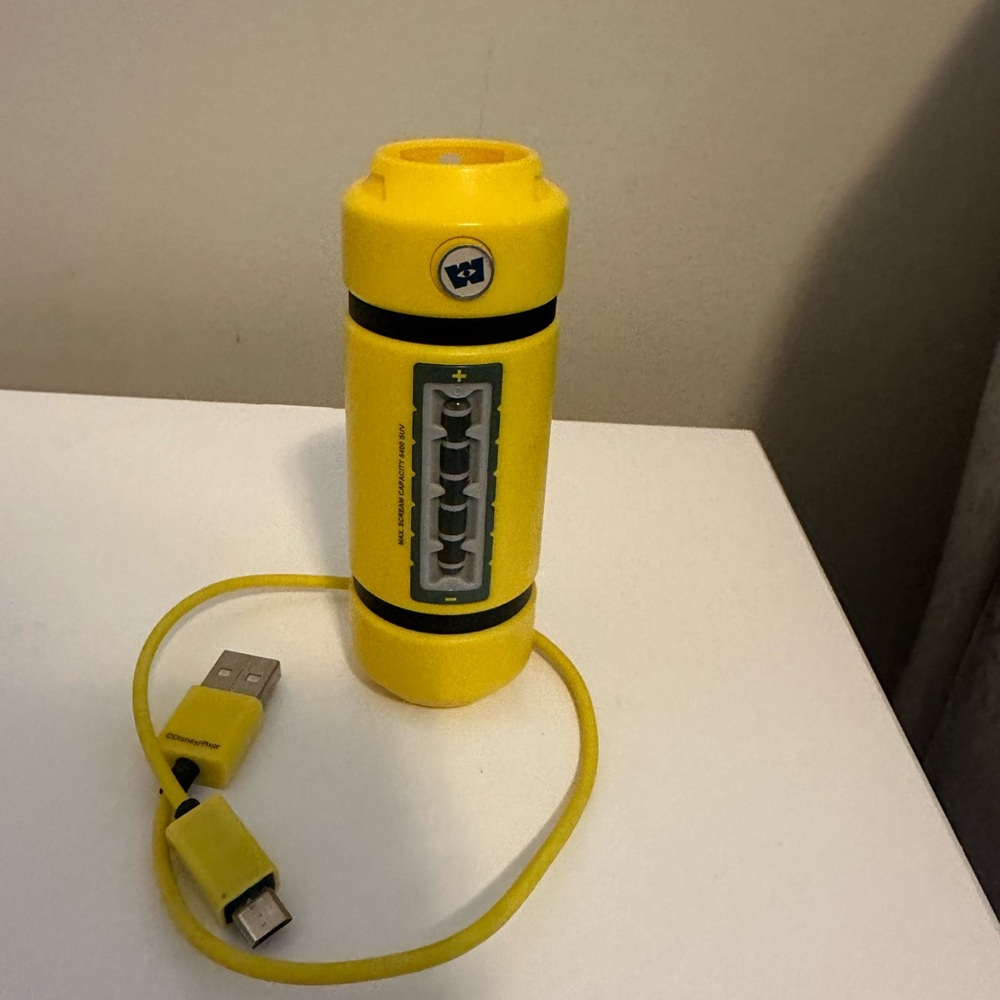 Screambar Portable Power Bank with USB Cable from Tokyo Japan